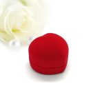 Amour Solo - piros szív alakú bársony eljegyzési gyűrű doboz