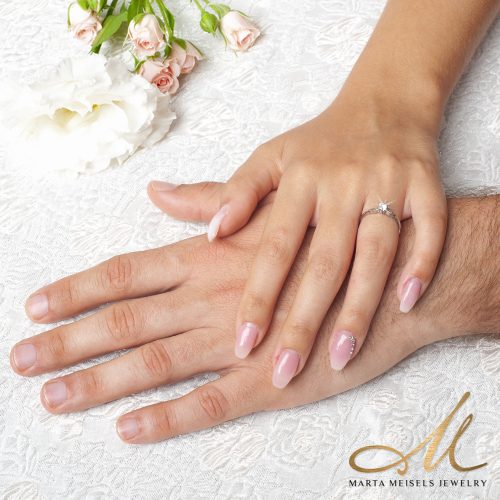 Lily Moissanite - nemesacél eljegyzési gyűrű Moissanite kővel