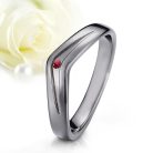 Tiana Ruby – titán eljegyzési gyűrű rubin kővel