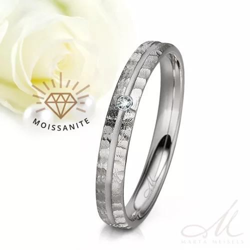 Tara Moissanite - kalapált felületű kobalt-króm Női köves karikagyűrű RGW-ST-CC044740MO