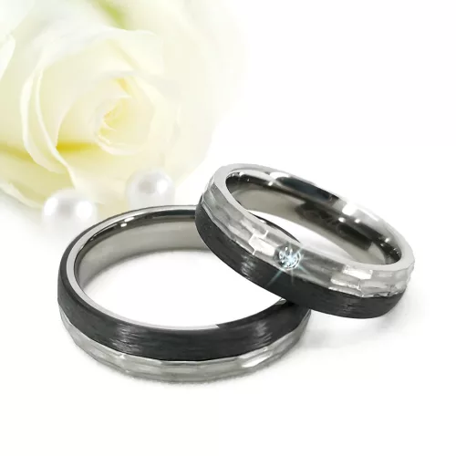 Timur Diamond - kalapált felületű titán-karbon Női köves karikagyűrű RGW-ST-CTI023550D