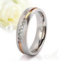   Elowen Moissanite - szálcsiszolt nemesacél Női 7 köves karikagyűrű rozé arany sávval RGW-TZ-SS172550MO