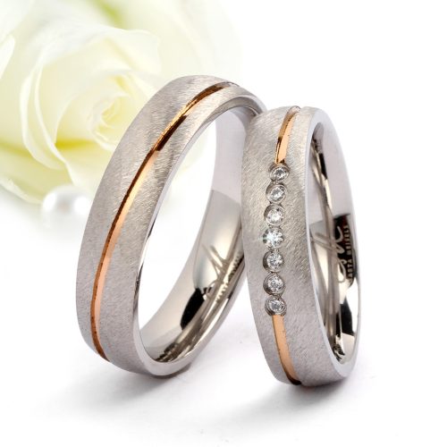 Elowen Moissanite - szálcsiszolt nemesacél Női 7 köves karikagyűrű rozé arany sávval RGW-TZ-SS172550MO