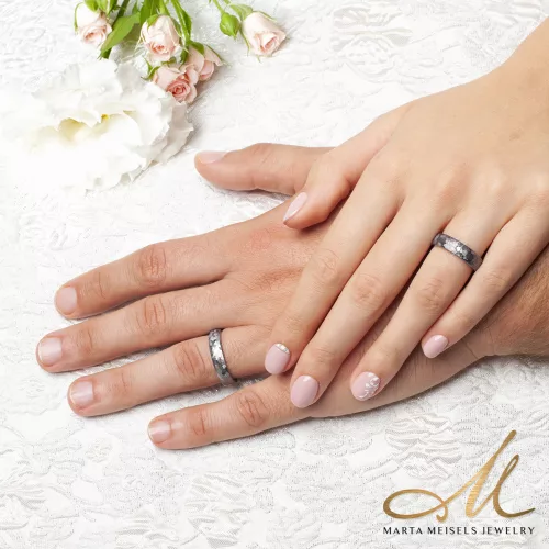 Atrian - szácsiszolt tantál karikagyűrű